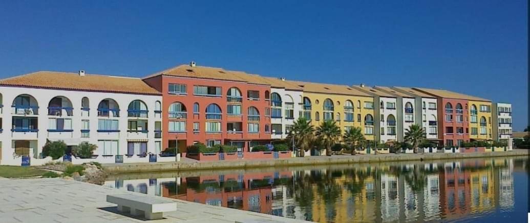 Le Petit Barcares Apartment Le Barcares Exterior photo